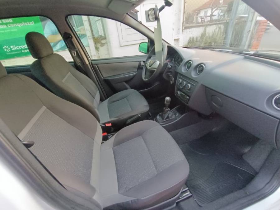 CHEVROLET - CELTA - 2012/2012 - Branca - R$ 33.900,00