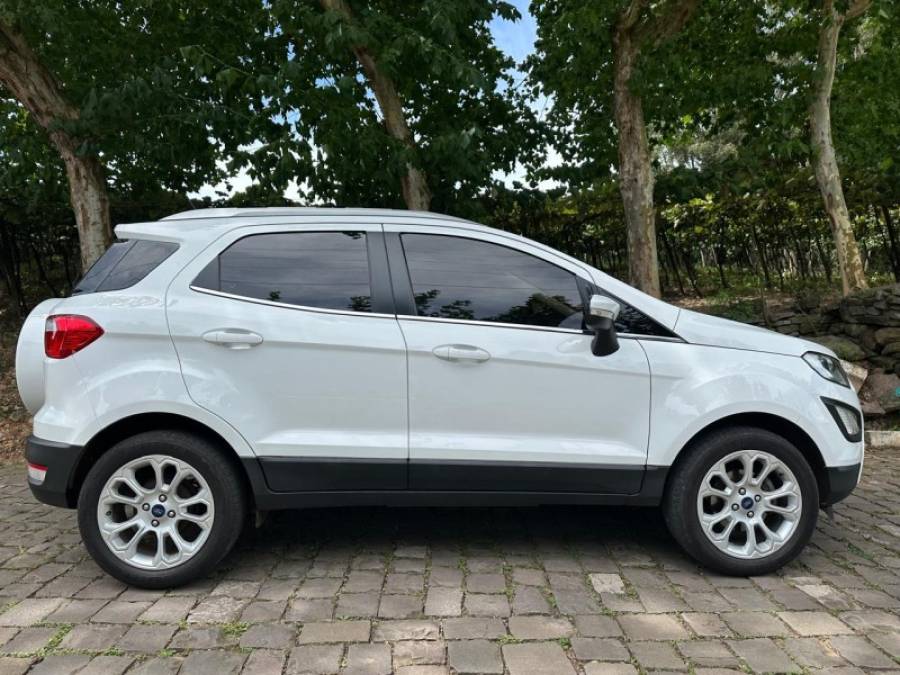FORD - ECOSPORT - 2017/2018 - Branca - R$ 78.900,00