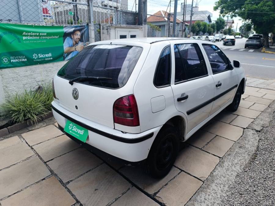 VOLKSWAGEN - GOL - 2003/2004 - Branca - R$ 9.900,00