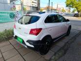 CHEVROLET - ONIX - 2018/2019 - Branca - R$ 69.900,00