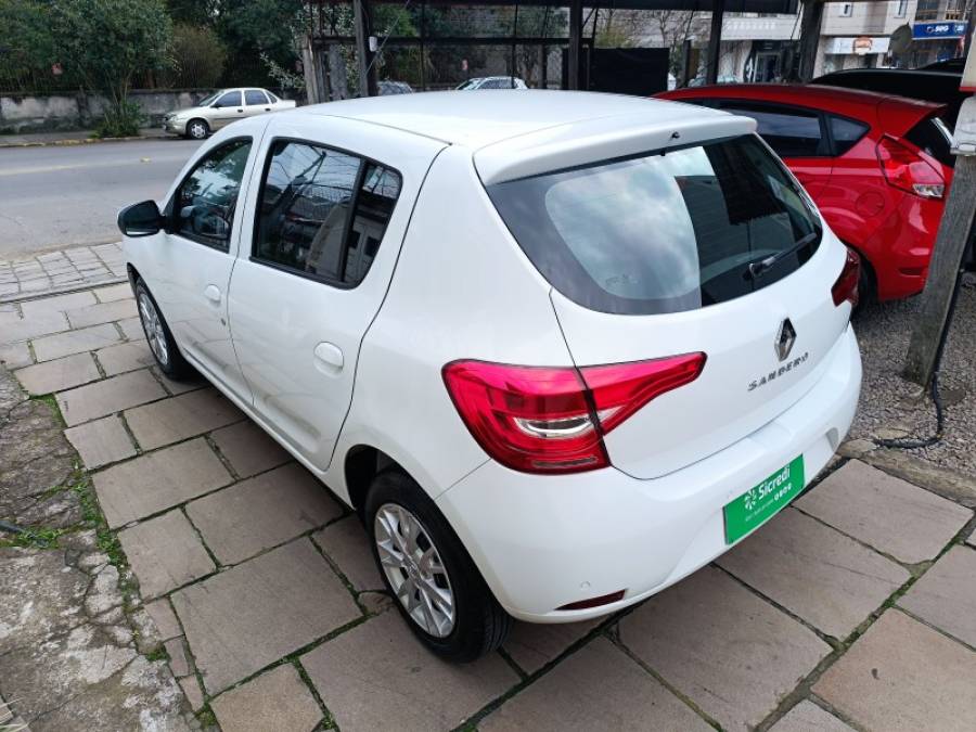 RENAULT - SANDERO - 2020/2021 - Branca - R$ 49.900,00