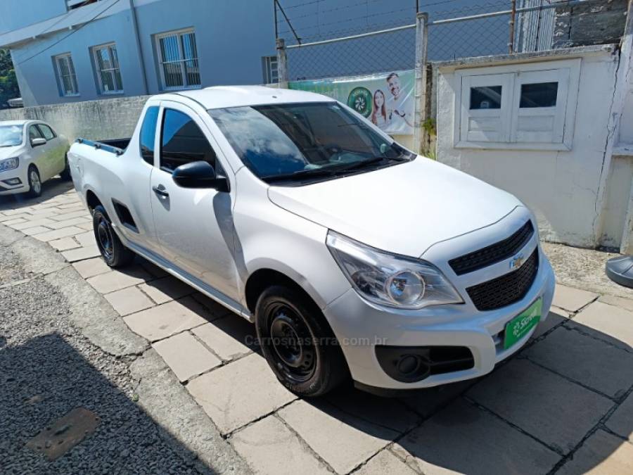 CHEVROLET - MONTANA - 2016/2017 - Branca - R$ 46.900,00