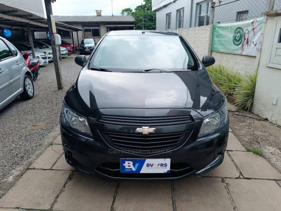 CHEVROLET - ONIX - 2018/2019 - Cinza - R$ 52.900,00