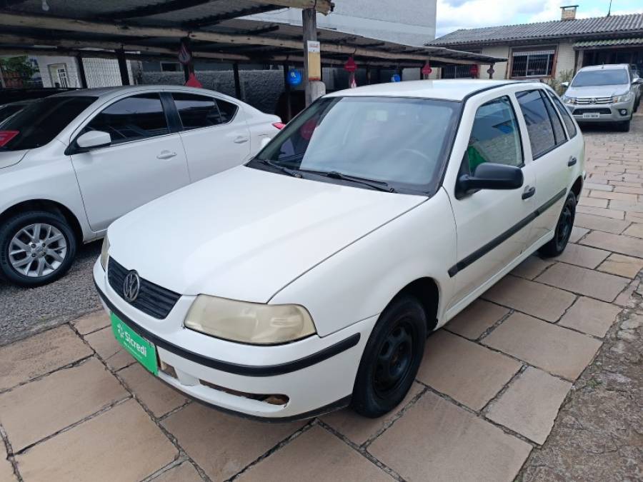 VOLKSWAGEN - GOL - 2003/2004 - Branca - R$ 8.900,00