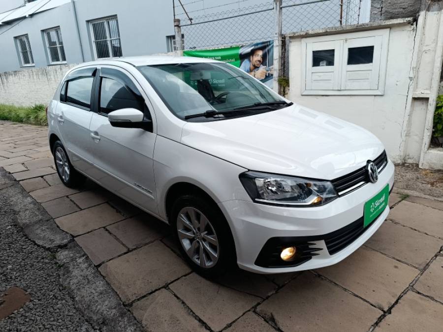 VOLKSWAGEN - GOL - 2017/2018 - Branca - R$ 49.900,00