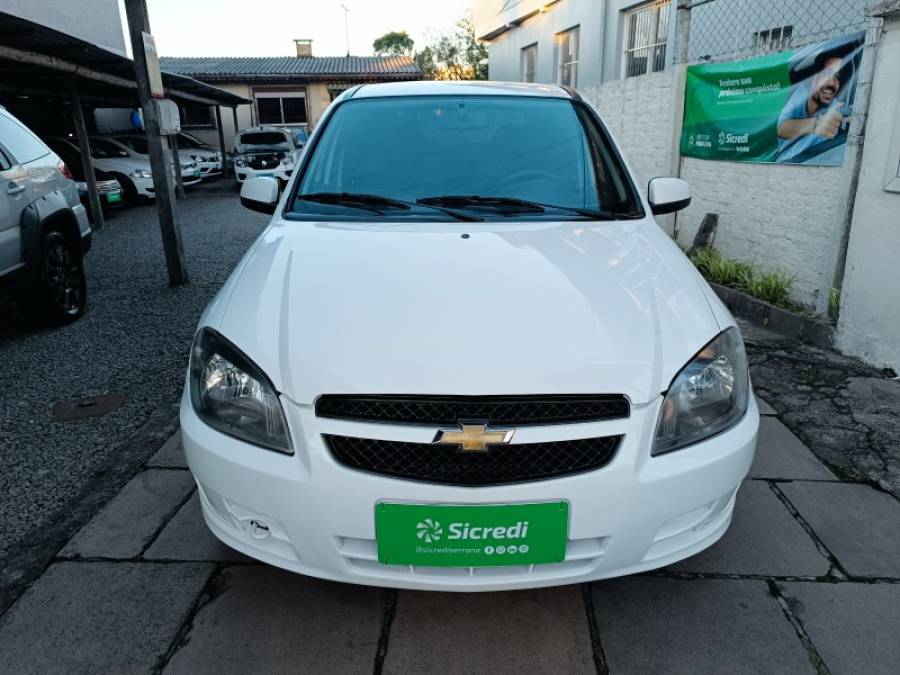 CHEVROLET - CELTA - 2011/2012 - Branca - R$ 32.900,00