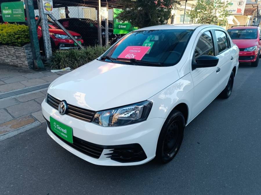 VOLKSWAGEN - VOYAGE - 2016/2017 - Branca - R$ 46.900,00