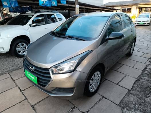 HYUNDAI - HB20 - 2016/2016 - Prata - R$ 48.900,00