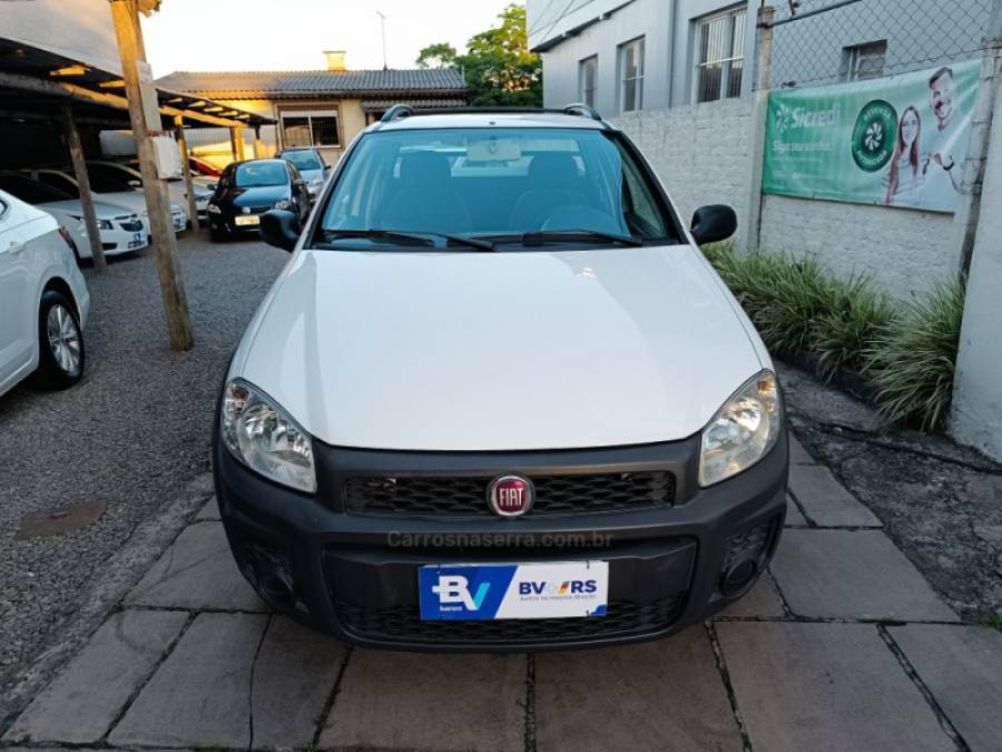 FIAT - STRADA - 2015/2016 - Branca - R$ 46.900,00