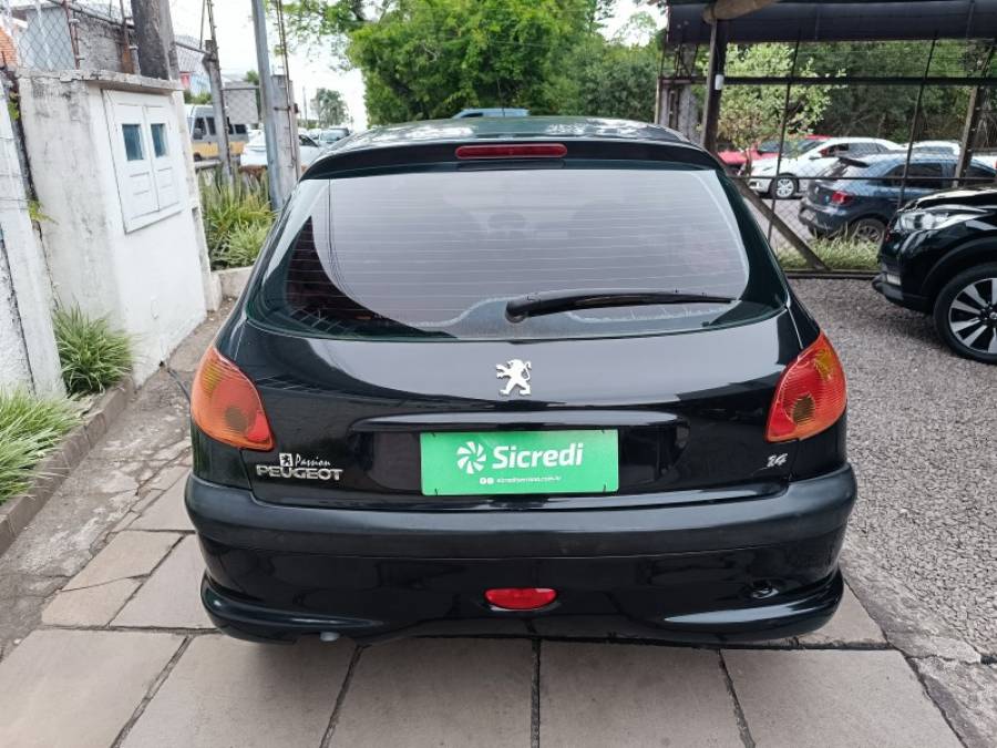 PEUGEOT - 206 - 2004/2005 - Preta - R$ 9.900,00