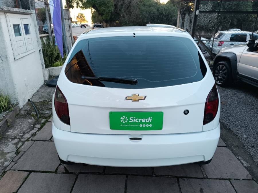 CHEVROLET - CELTA - 2011/2012 - Branca - R$ 32.900,00