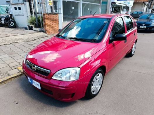 CHEVROLET - CORSA - 2010/2010 - Vermelha - R$ 29.900,00