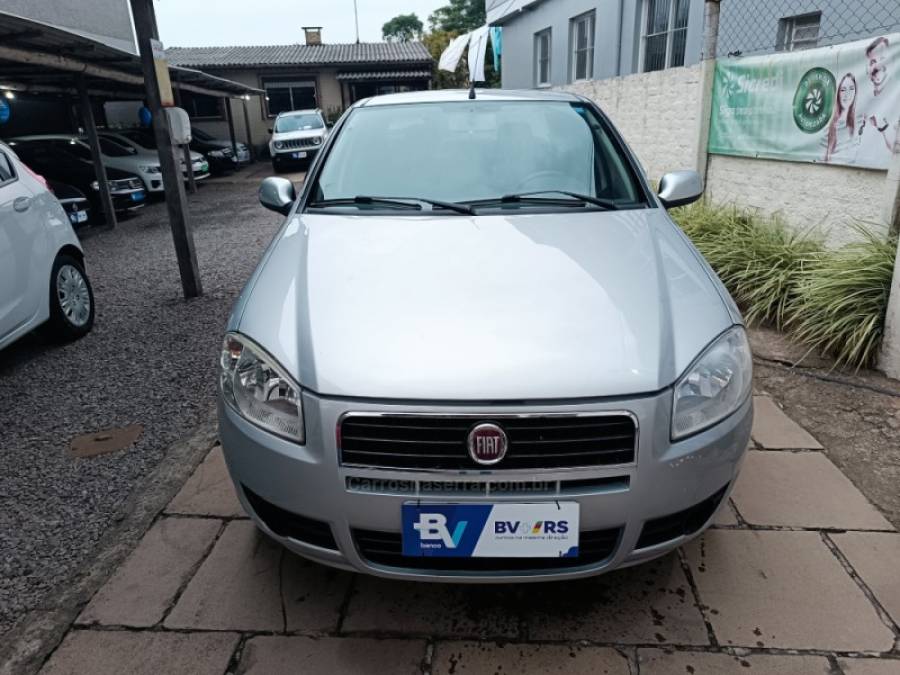 FIAT - SIENA - 2011/2011 - Prata - R$ 29.900,00