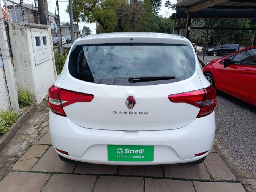RENAULT - SANDERO - 2020/2021 - Branca - R$ 49.900,00