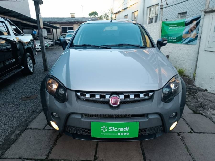 FIAT - PALIO - 2018/2018 - Prata - R$ 58.900,00
