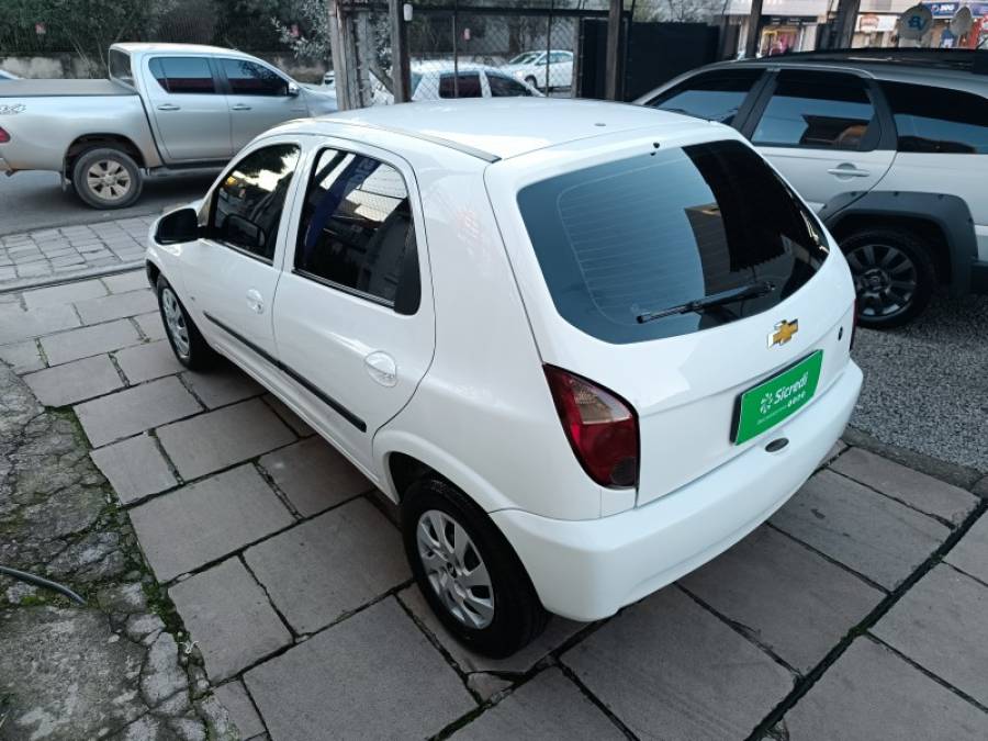 CHEVROLET - CELTA - 2011/2012 - Branca - R$ 32.900,00