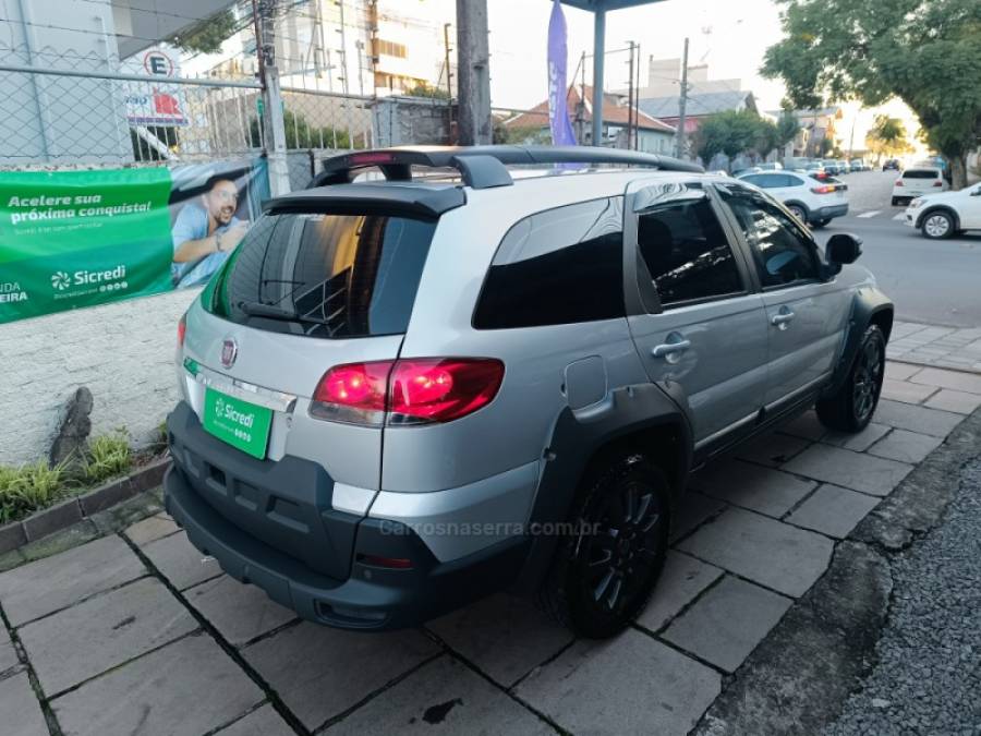 FIAT - PALIO - 2018/2018 - Prata - R$ 58.900,00