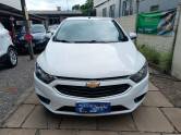 CHEVROLET - ONIX - 2017/2018 - Branca - R$ 64.900,00