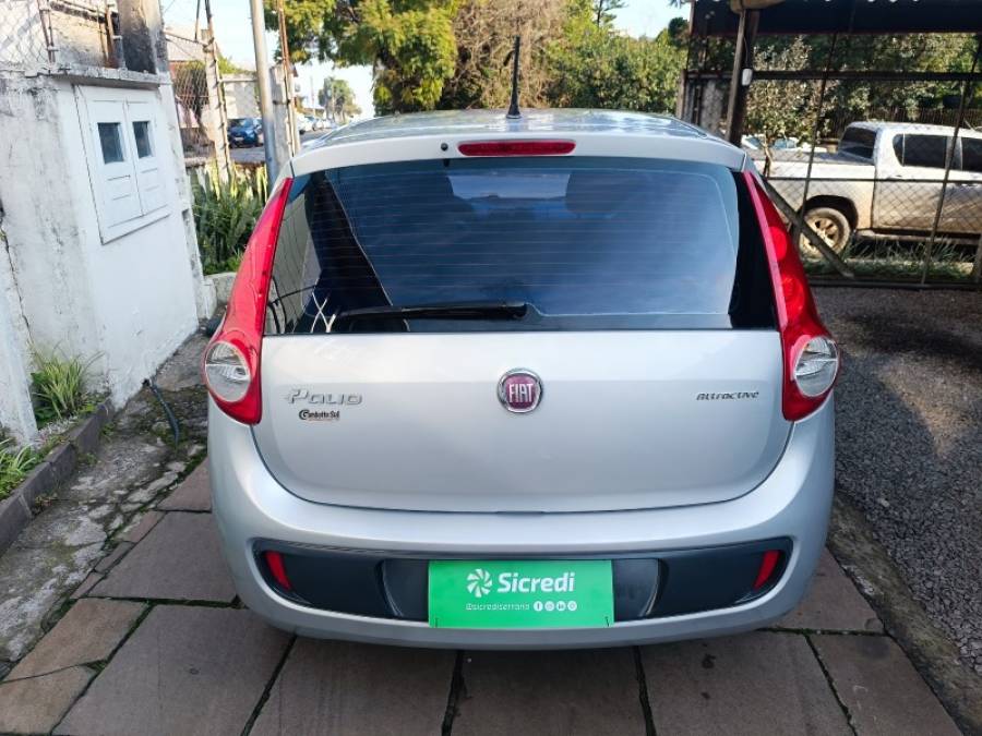 FIAT - PALIO - 2012/2012 - Prata - R$ 33.900,00