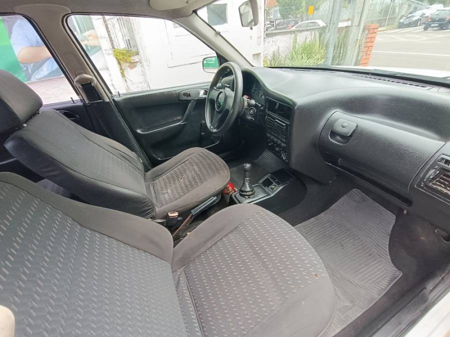 VOLKSWAGEN - GOL - 2003/2004 - Branca - R$ 8.900,00