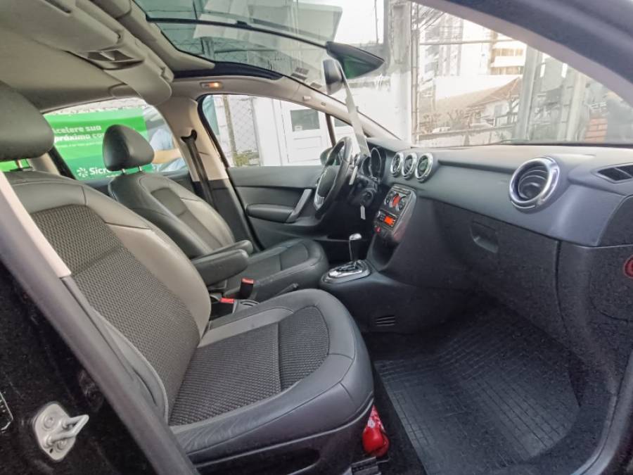 CITROËN - C3 - 2012/2013 - Preta - R$ 39.900,00