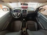 NISSAN - VERSA - 2015/2016 - Branca - R$ 52.900,00