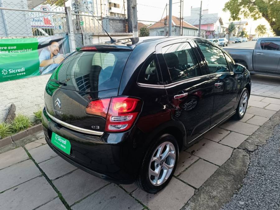 CITROËN - C3 - 2012/2013 - Preta - R$ 39.900,00