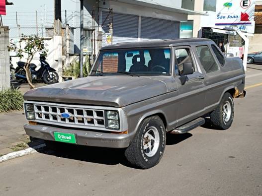 FORD - F-1000 - 1985/1985 - Cinza - R$ 33.000,00