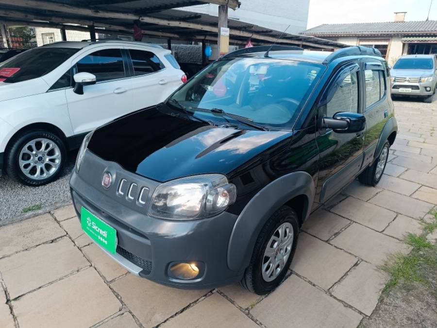 FIAT - UNO - 2010/2011 - Preta - R$ 32.900,00