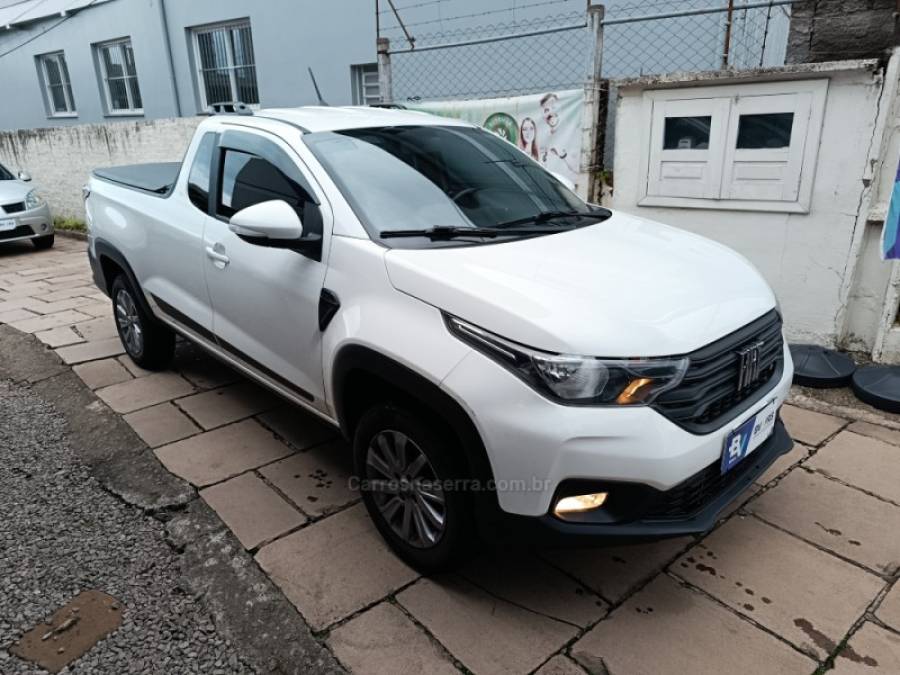 FIAT - STRADA - 2021/2022 - Branca - R$ 79.900,00