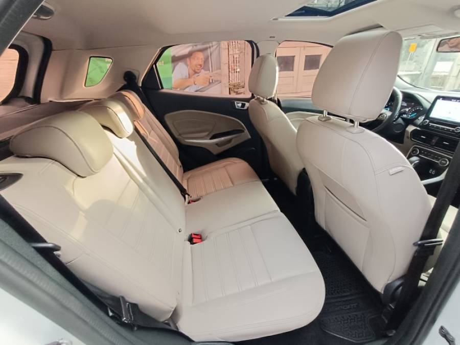 FORD - ECOSPORT - 2017/2018 - Branca - R$ 77.000,00