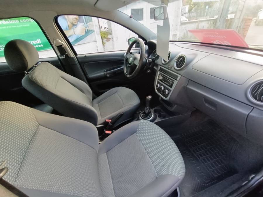 VOLKSWAGEN - GOL - 2012/2013 - Preta - R$ 32.900,00