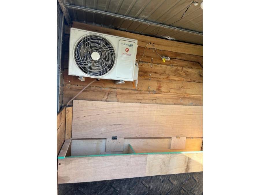 FORD - CARGO 814 - 1998/1998 - Branca - R$ 155.000,00