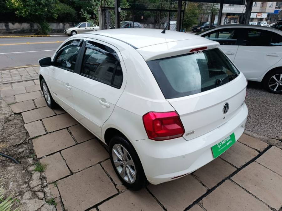 VOLKSWAGEN - GOL - 2017/2018 - Branca - R$ 49.900,00