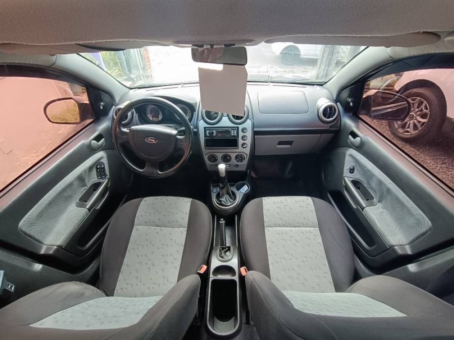 FORD - FIESTA - 2010/2010 - Preta - R$ 28.900,00