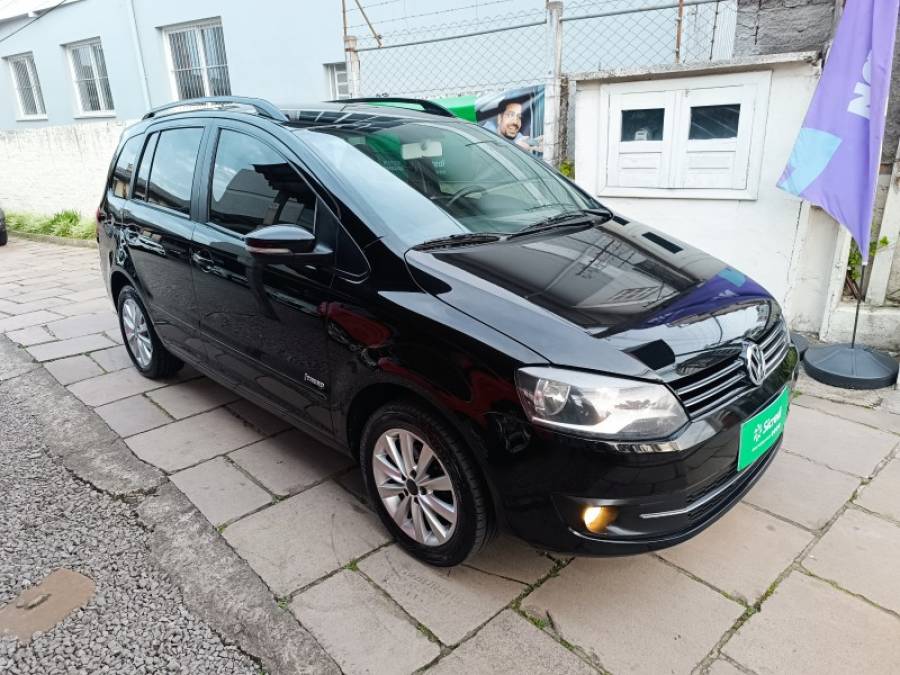 VOLKSWAGEN - SPACEFOX - 2012/2012 - Preta - R$ 42.900,00