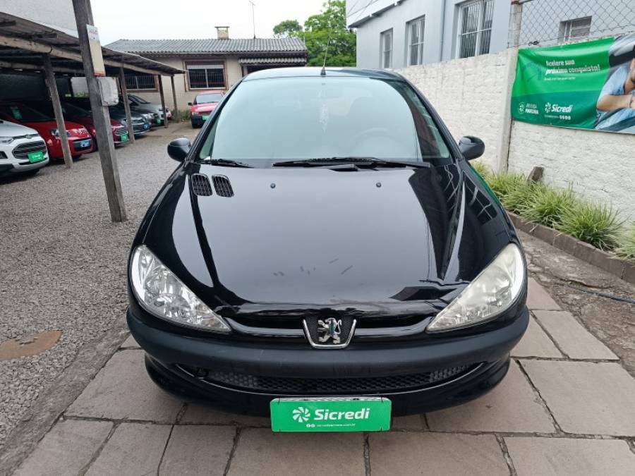 PEUGEOT - 206 - 2004/2005 - Preta - R$ 9.900,00