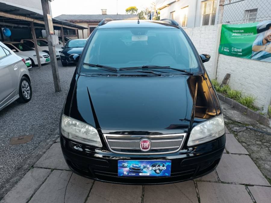 FIAT - IDEA - 2008/2009 - Preta - R$ 29.900,00
