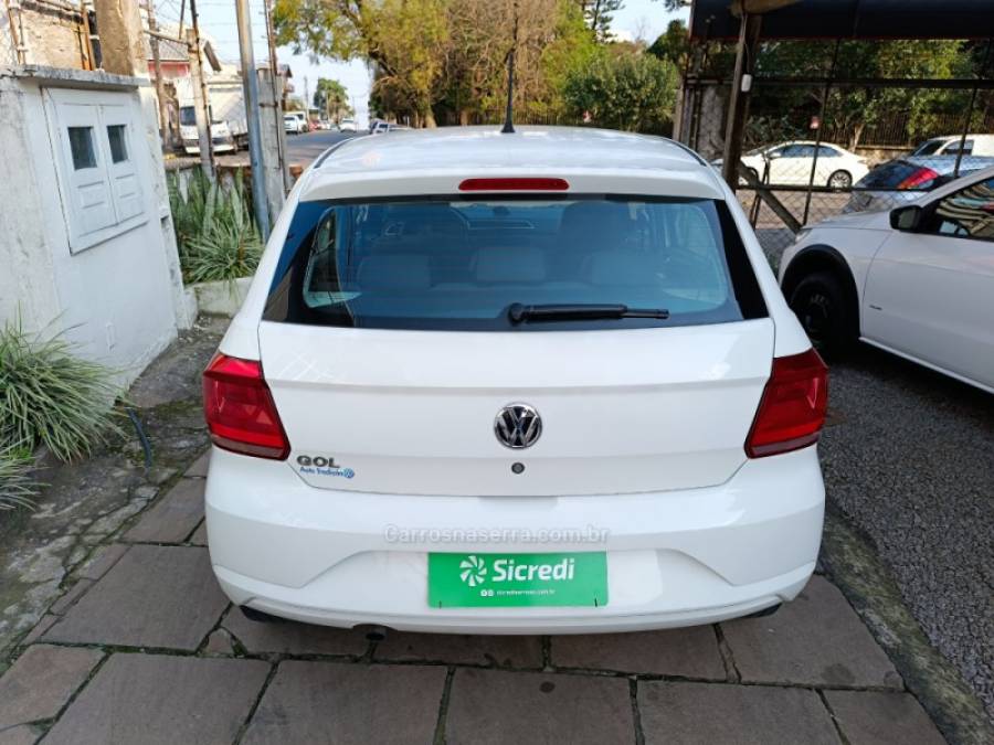 VOLKSWAGEN - GOL - 2019/2019 - Branca - R$ 44.900,00