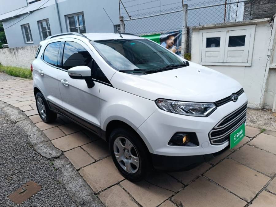 FORD - ECOSPORT - 2016/2017 - Branca - R$ 58.900,00