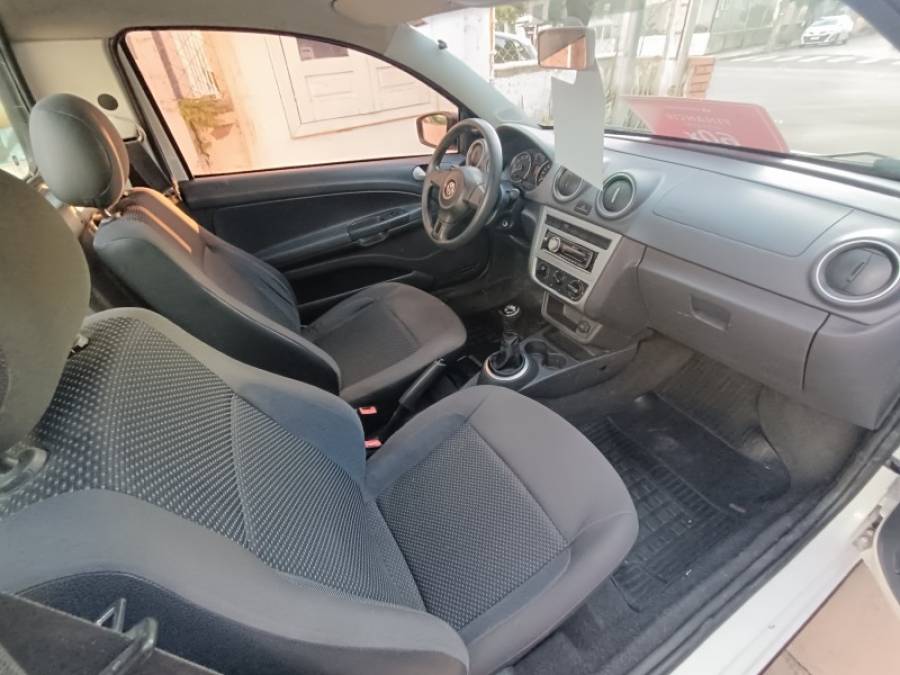 VOLKSWAGEN - SAVEIRO - 2015/2016 - Branca - R$ 47.900,00
