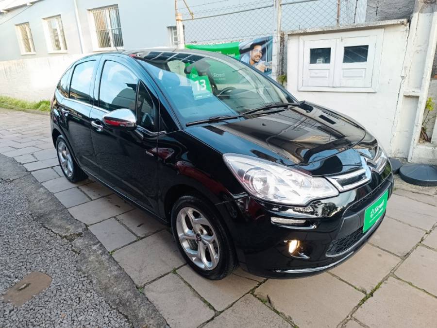 CITROËN - C3 - 2012/2013 - Preta - R$ 39.900,00