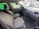 VOLKSWAGEN - SPACEFOX - 2012/2012 - Preta - R$ 42.900,00