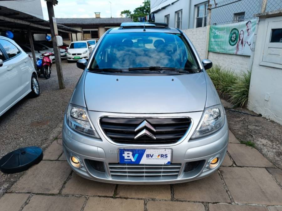 CITROËN - C3 - 2010/2011 - Prata - R$ 32.900,00