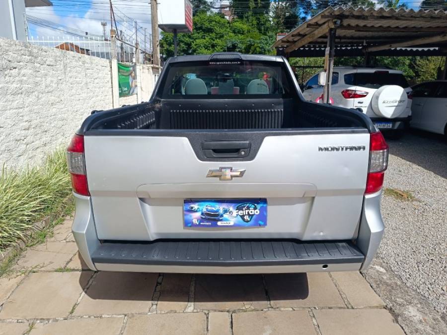CHEVROLET - MONTANA - 2016/2017 - Prata - R$ 46.900,00