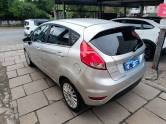 FORD - FIESTA - 2014/2015 - Prata - R$ 49.900,00