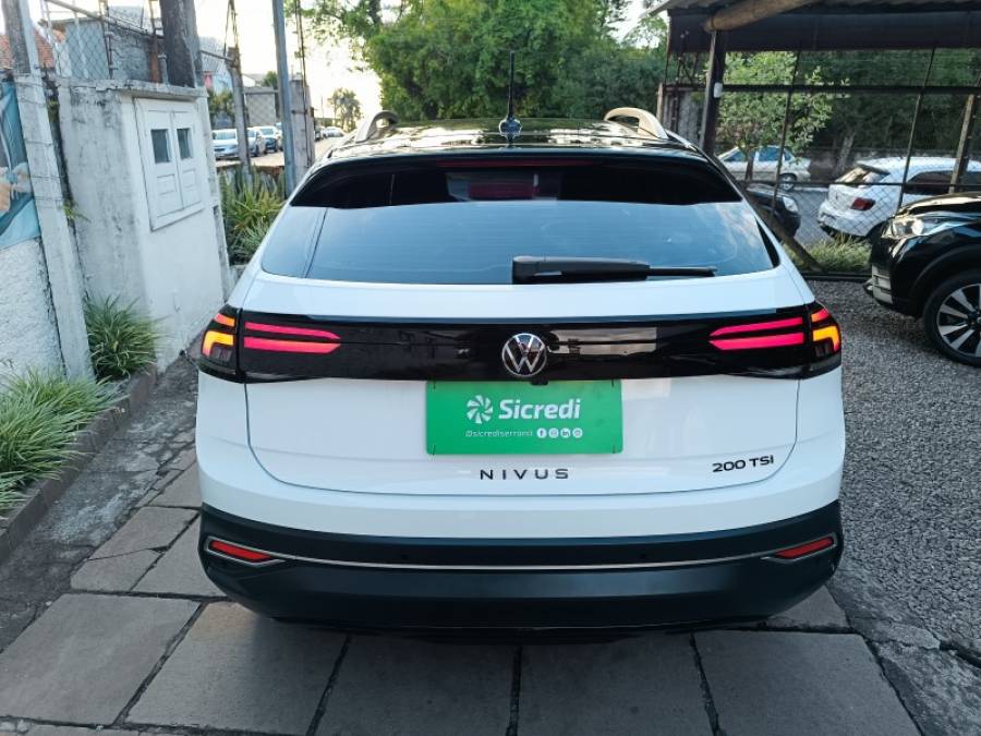 VOLKSWAGEN - NIVUS - 2023/2024 - Branca - R$ 109.900,00