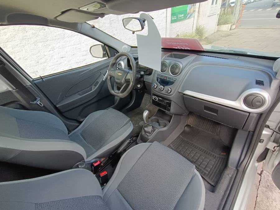 CHEVROLET - MONTANA - 2016/2017 - Prata - R$ 46.900,00