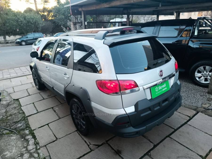 FIAT - PALIO - 2018/2018 - Prata - R$ 58.900,00