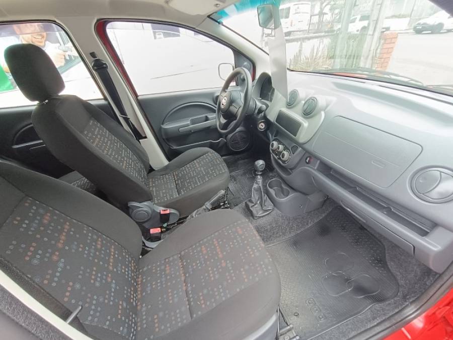 FIAT - UNO - 2015/2016 - Vermelha - R$ 33.900,00